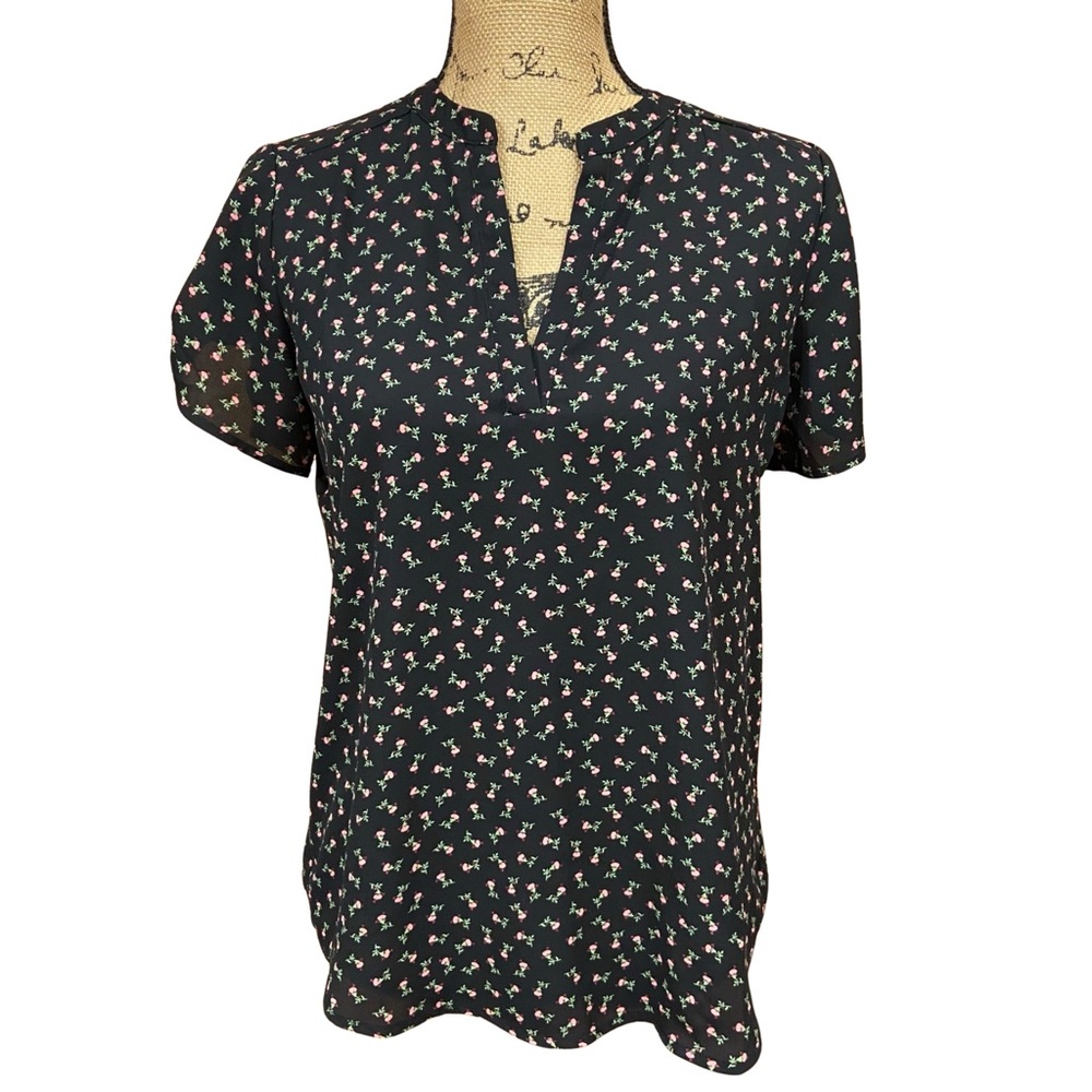 Forever 21 Black V-Neck Blouse With Pink Floral Pattern Size S